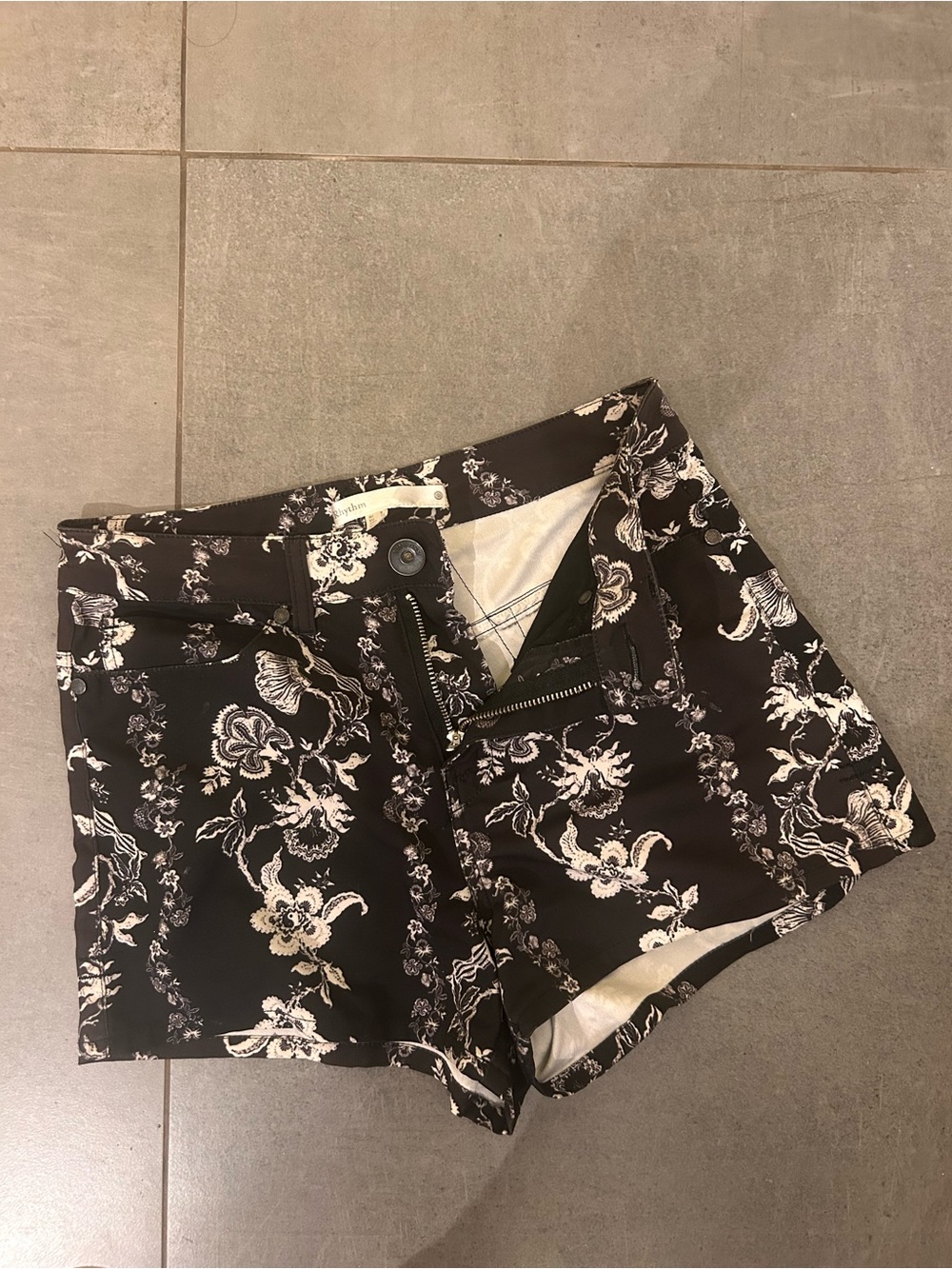 Rhythm. Black Floral High-Waist Women's Shorts
